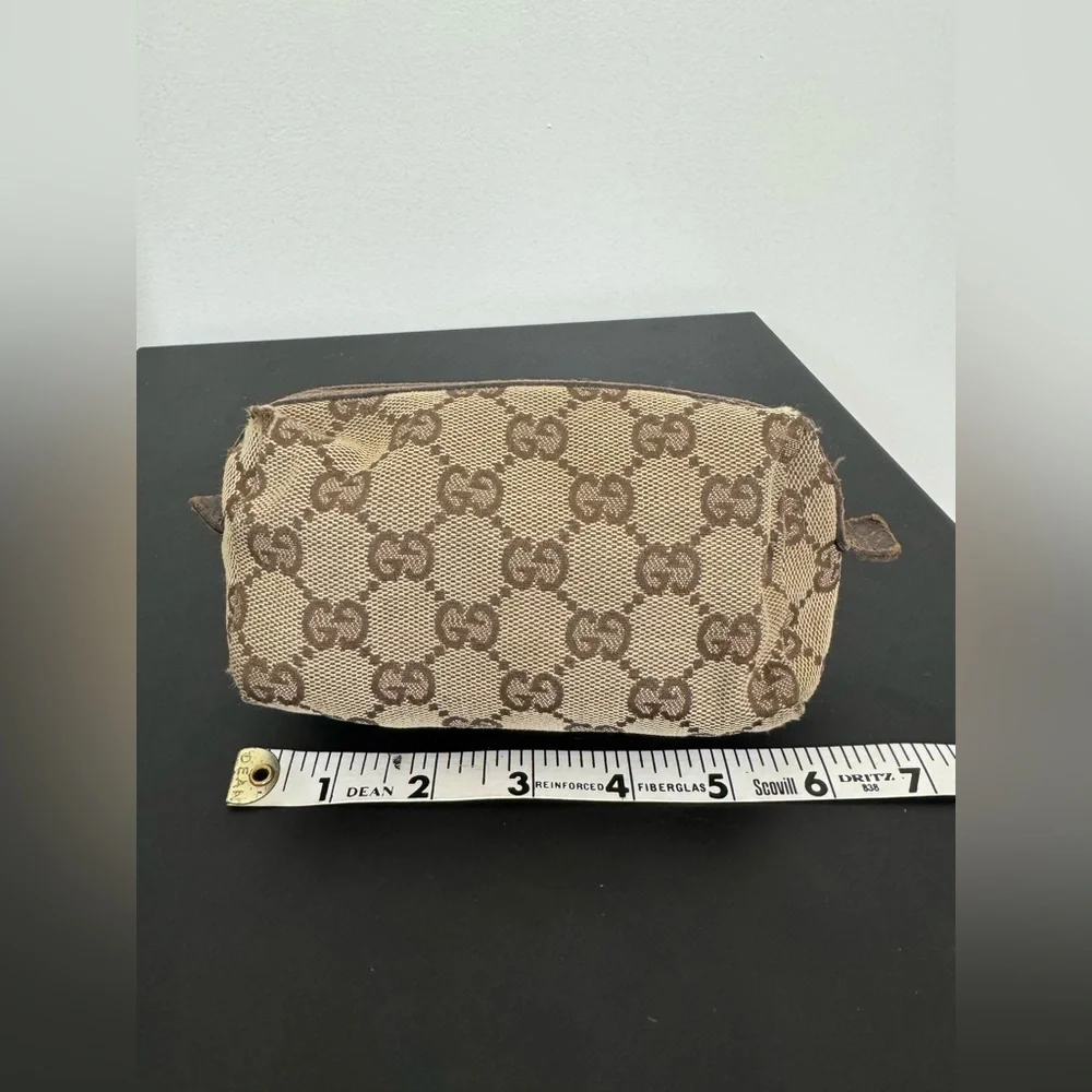 Gucci Beige and Brown Monogram GG Canvas Pouch Vintage with Leather Trim - Picture 7 of 9